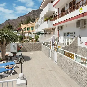 casa-paco-mogan.in-canary-islands.com/